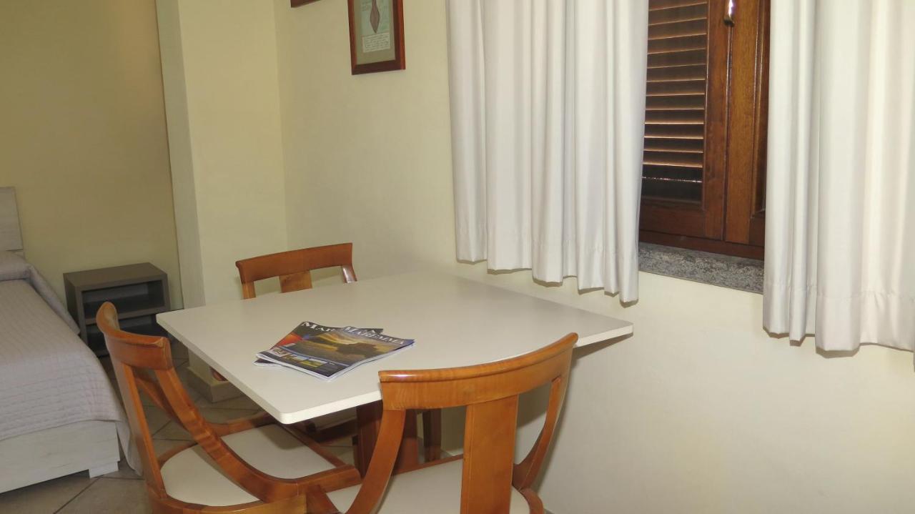 Residenza Turistico Alberghiera Corallo 카스틸리오네 델라 페스카이아 외부 사진