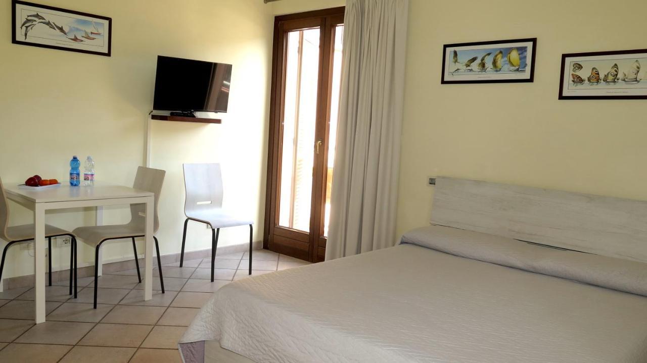 Residenza Turistico Alberghiera Corallo 카스틸리오네 델라 페스카이아 외부 사진