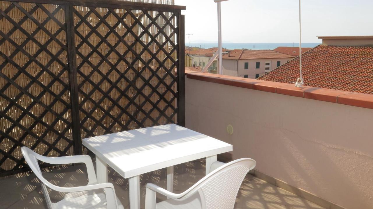 Residenza Turistico Alberghiera Corallo 카스틸리오네 델라 페스카이아 외부 사진