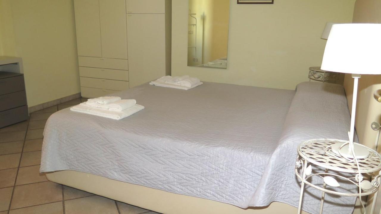 Residenza Turistico Alberghiera Corallo 카스틸리오네 델라 페스카이아 외부 사진