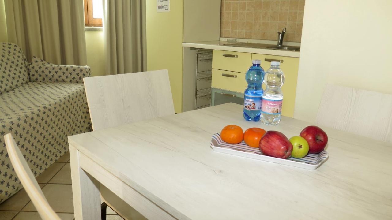 Residenza Turistico Alberghiera Corallo 카스틸리오네 델라 페스카이아 외부 사진